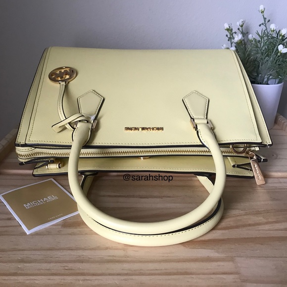 🌼Michael Kors Set - Picture 15 of 16